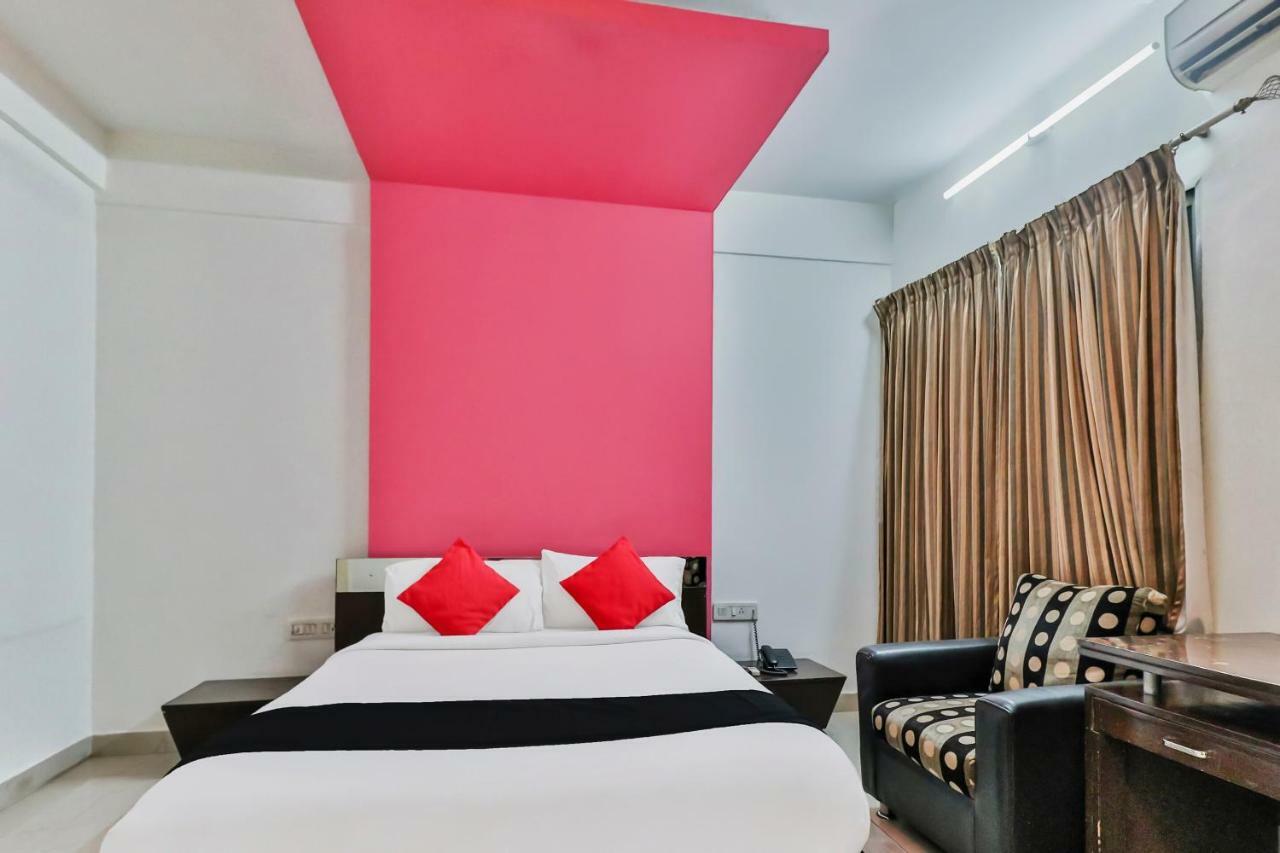Capital O 16324 Niche Suites Bangalore Eksteriør billede