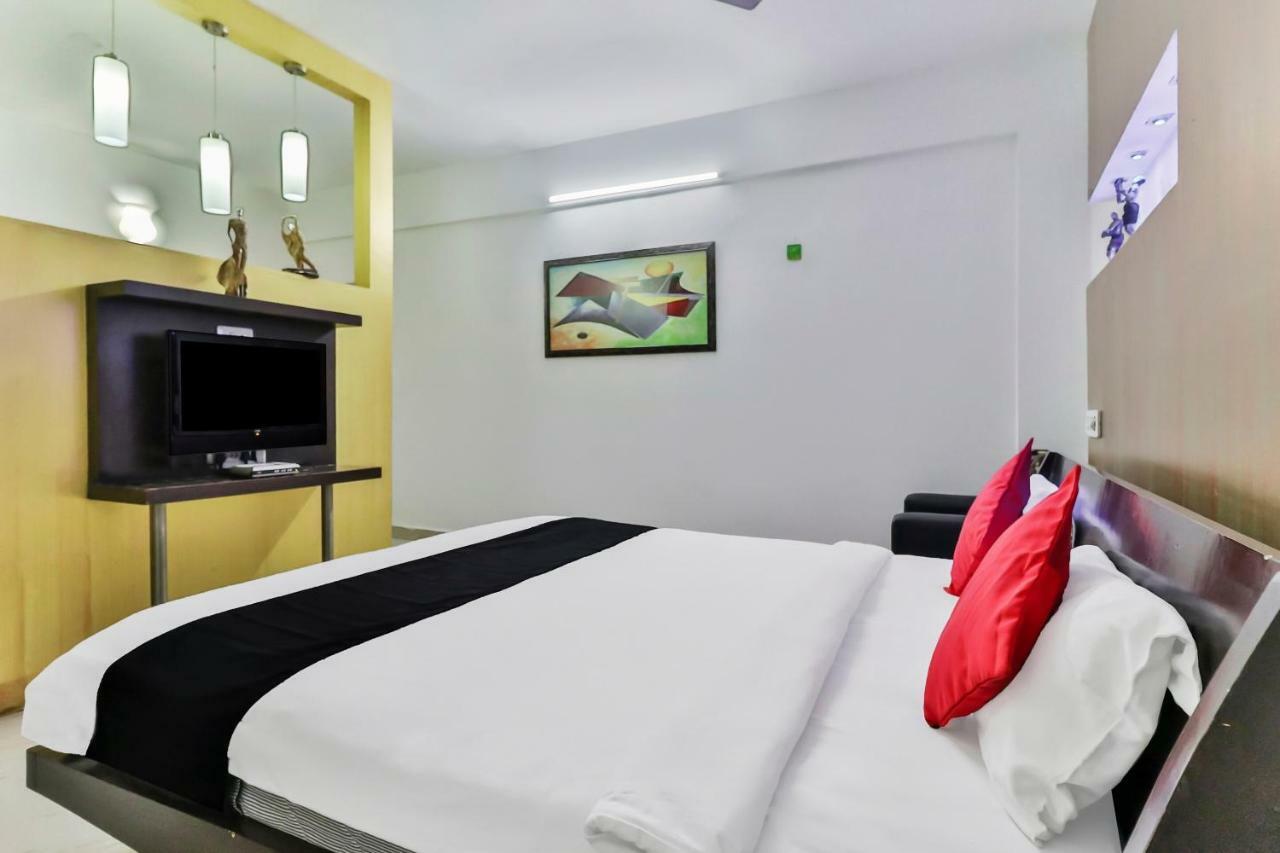 Capital O 16324 Niche Suites Bangalore Eksteriør billede