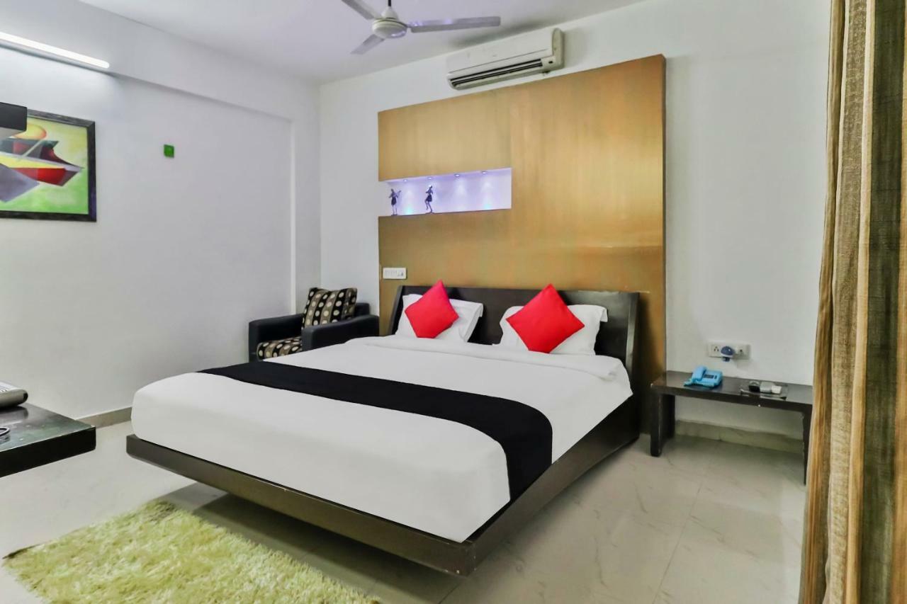 Capital O 16324 Niche Suites Bangalore Eksteriør billede